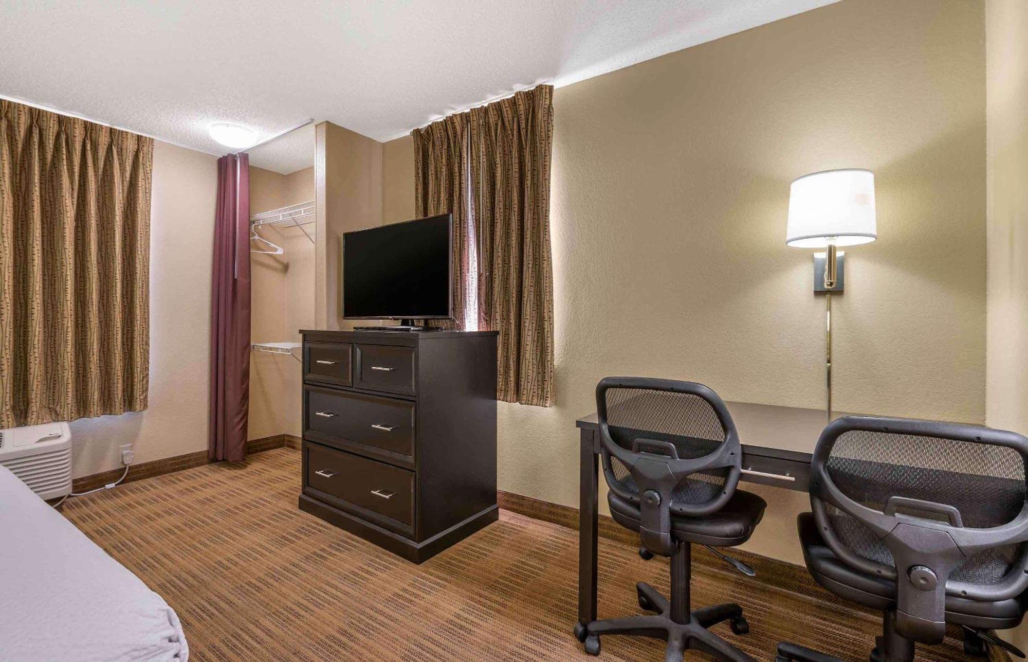 Extended Stay America Suites - Champaign - Urbana Exterior foto